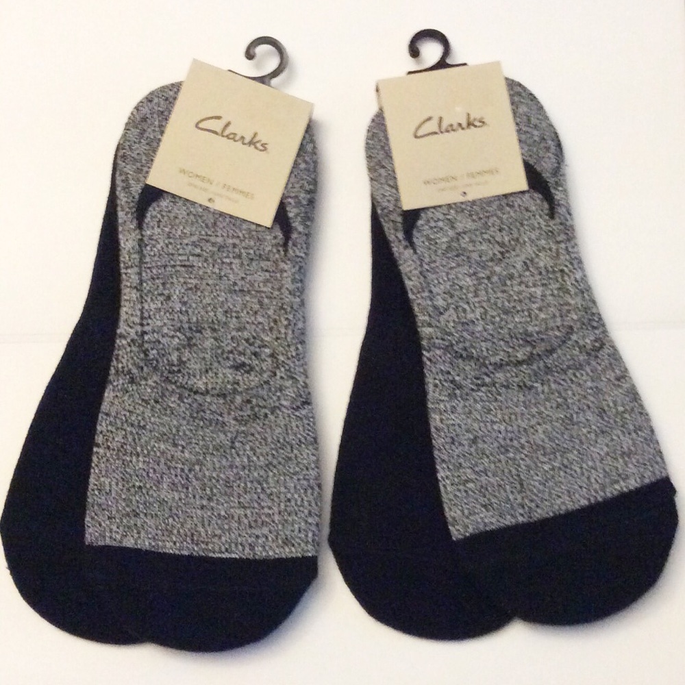 Clarks  Woman’s No Show Socks 4 Pairs Black Gray